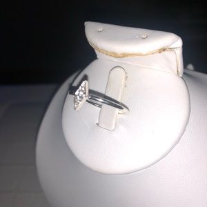 Silver rhombus ring